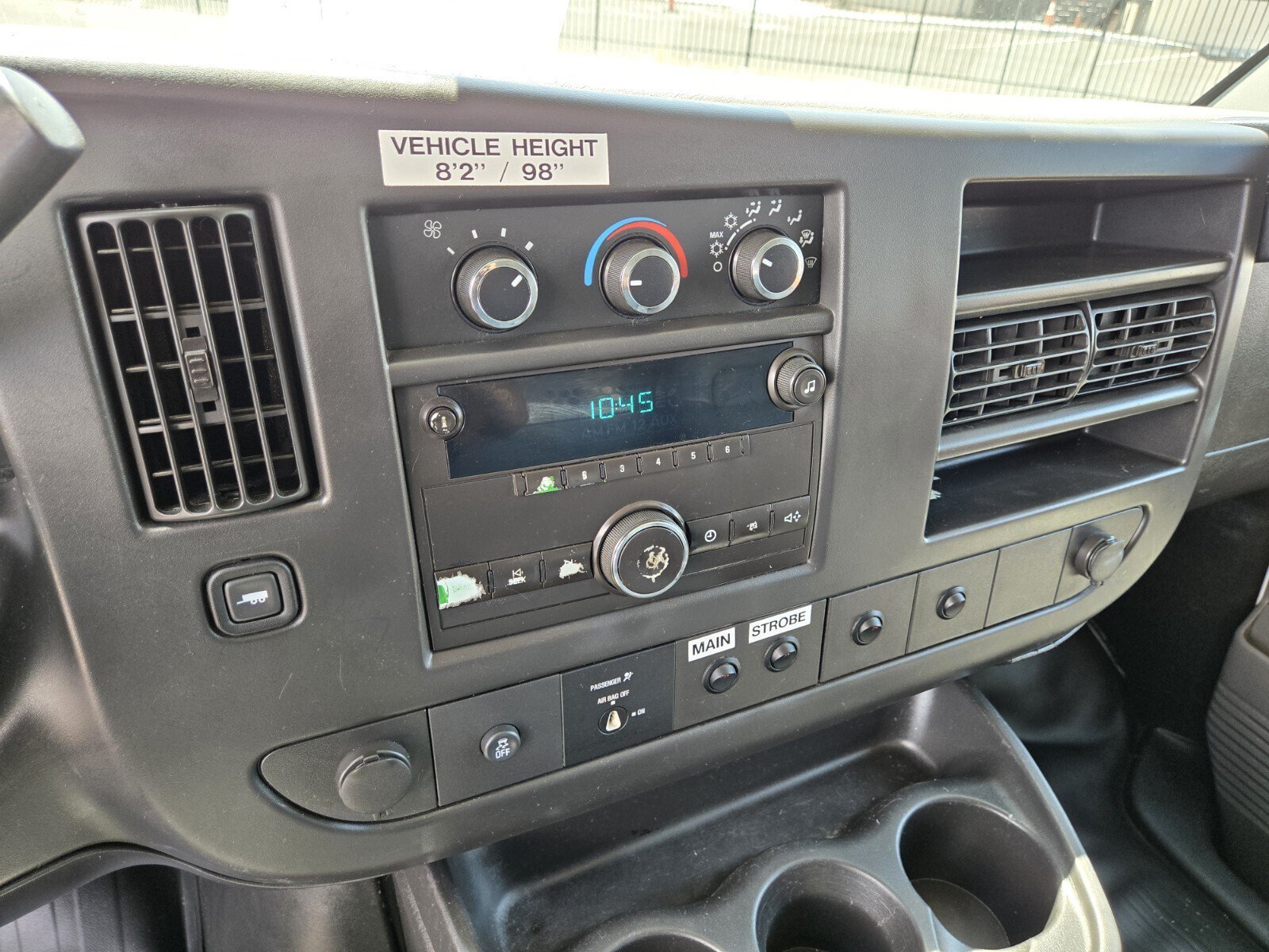 Used 2013 Chevrolet Express 2500 RWD image 16