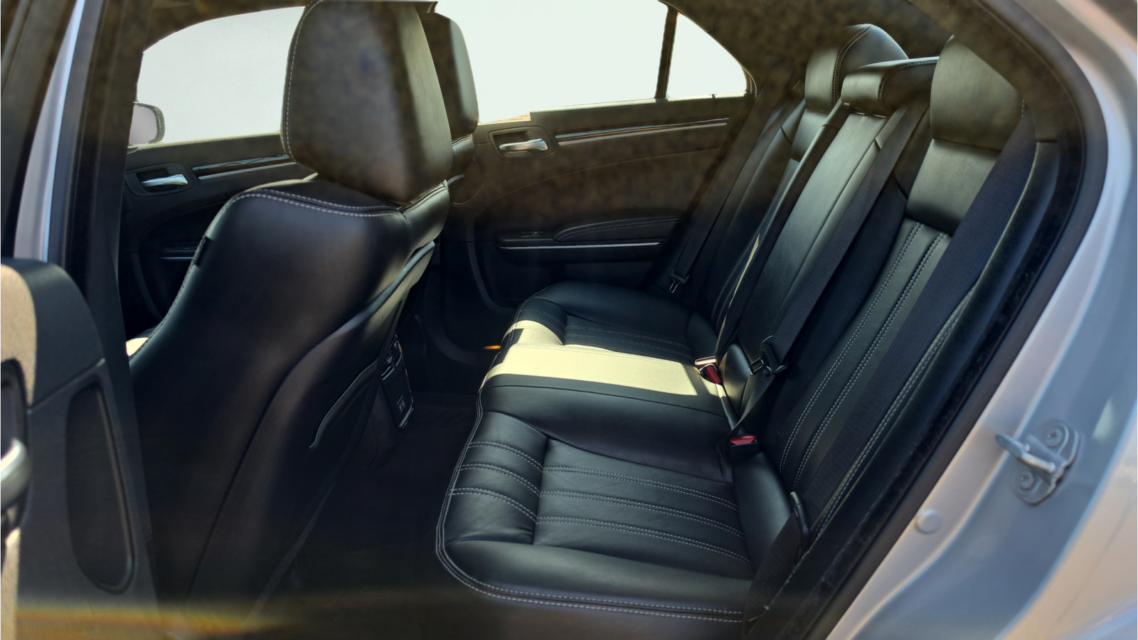 Used 2022 Chrysler 300 S RWD image 21
