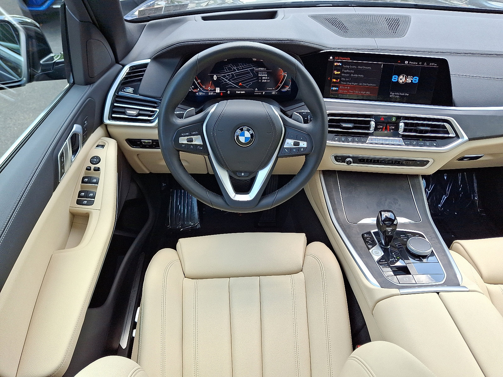 Used 2022 BMW X5 xDrive40i w/ Premium Package image 11