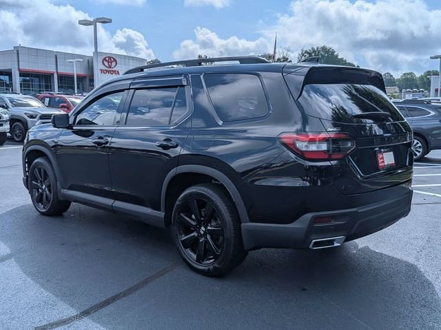 Used 2025 Honda Pilot Black Edition image 4