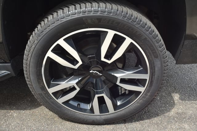 Used 2019 Chevrolet Tahoe Premier w/ RST 6.2L Performance Edition AWD/4WD image 55