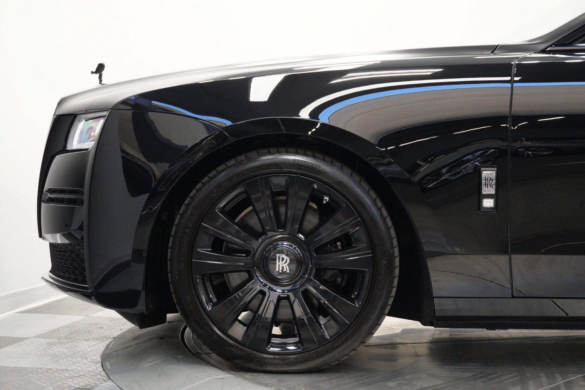 Used 2022 Rolls-Royce Ghost AWD/4WD image 46