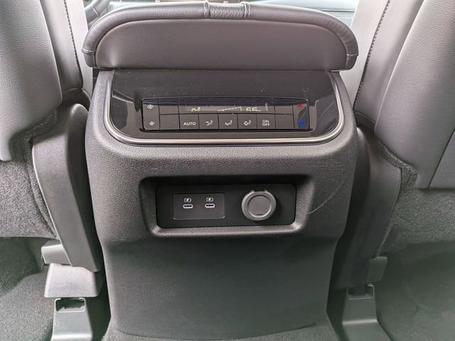 New 2025 Nissan Armada SV image 26