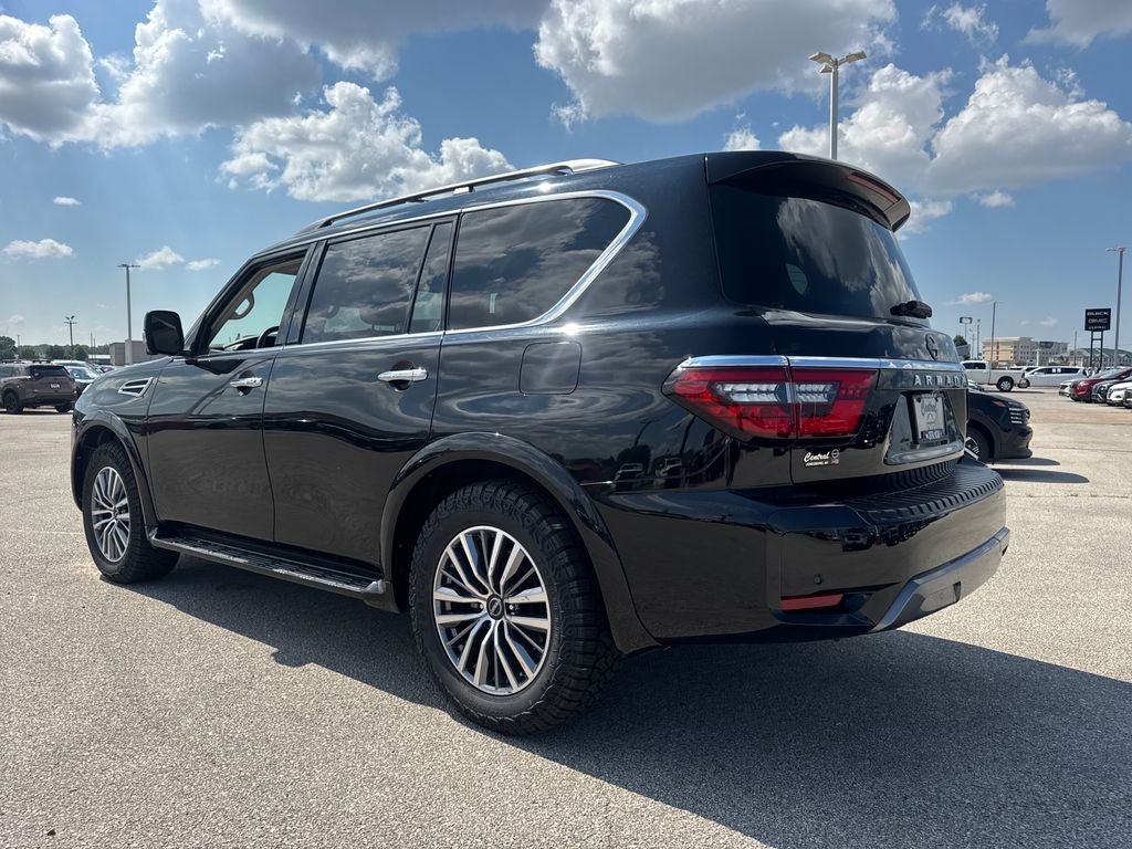 Used 2023 Nissan Armada SL w/ Captain's Chairs Package AWD/4WD image 4