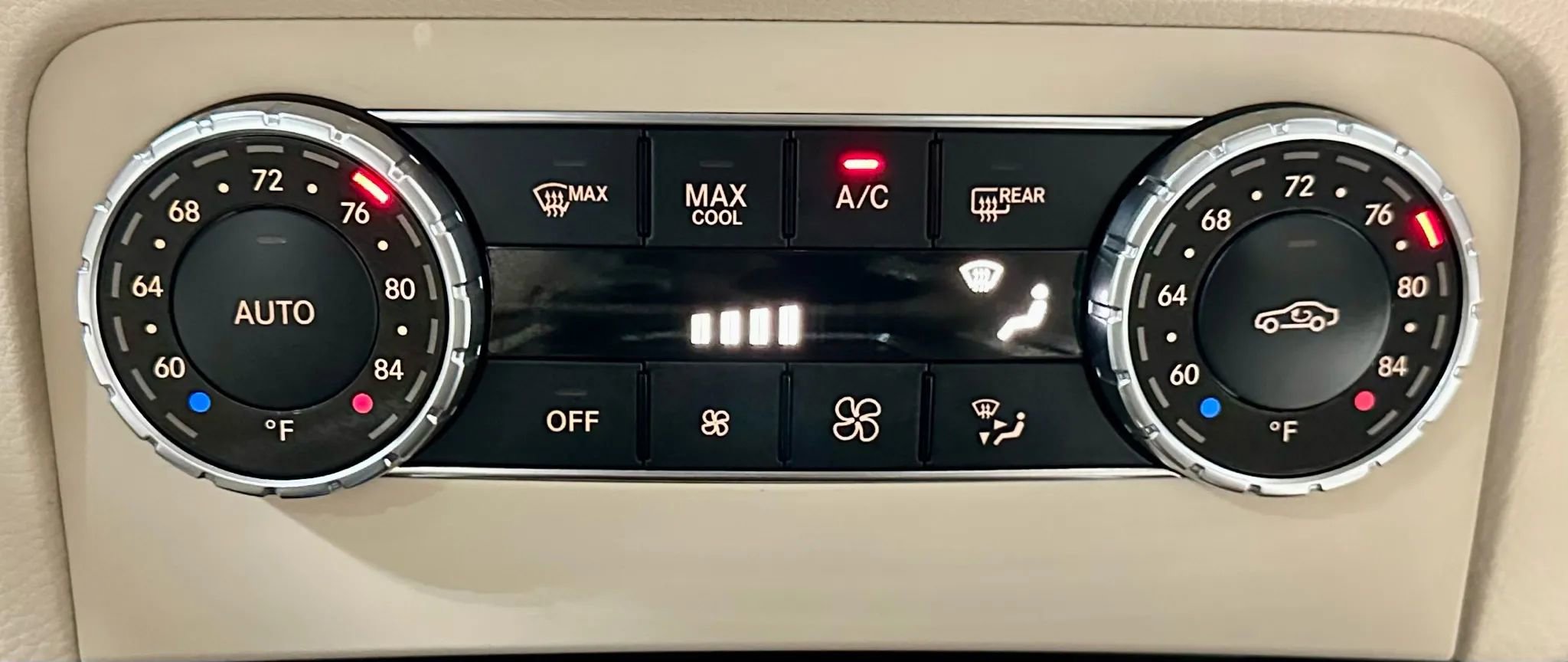 Used 2014 Mercedes-Benz GLK 250 BlueTEC 4MATIC image 25