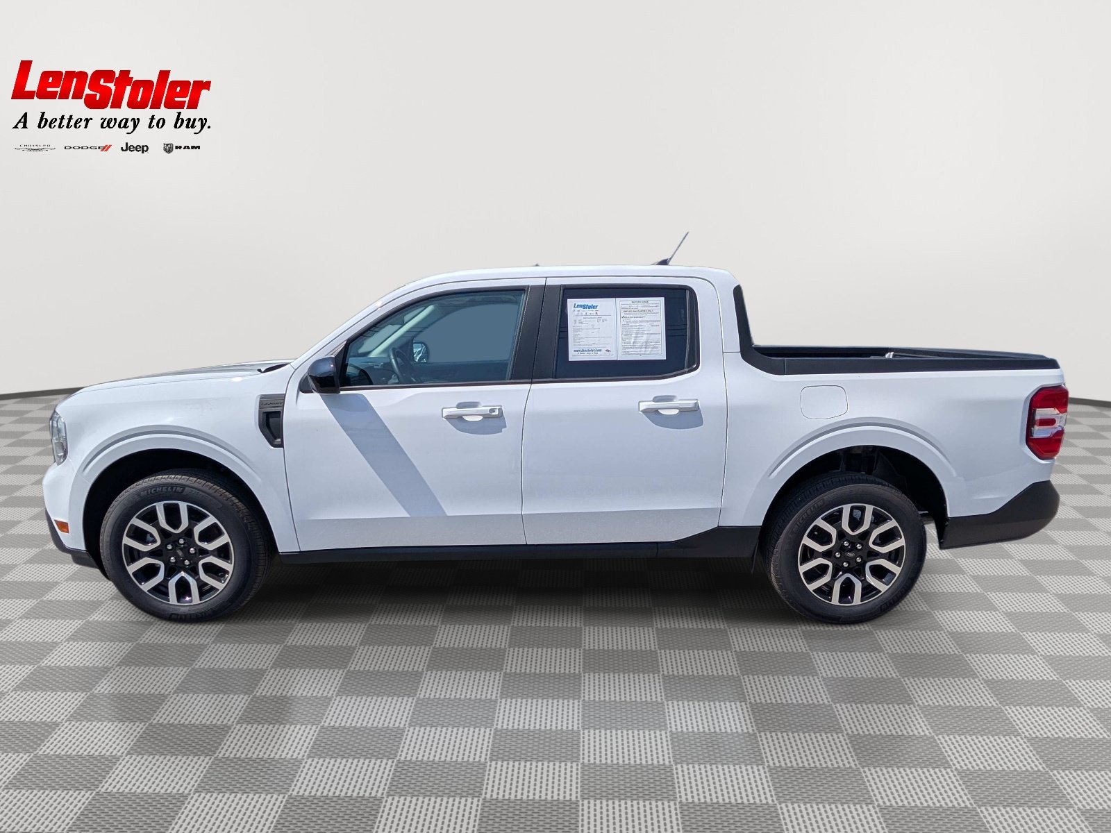 Used 2024 Ford Maverick Lariat AWD/4WD image 2
