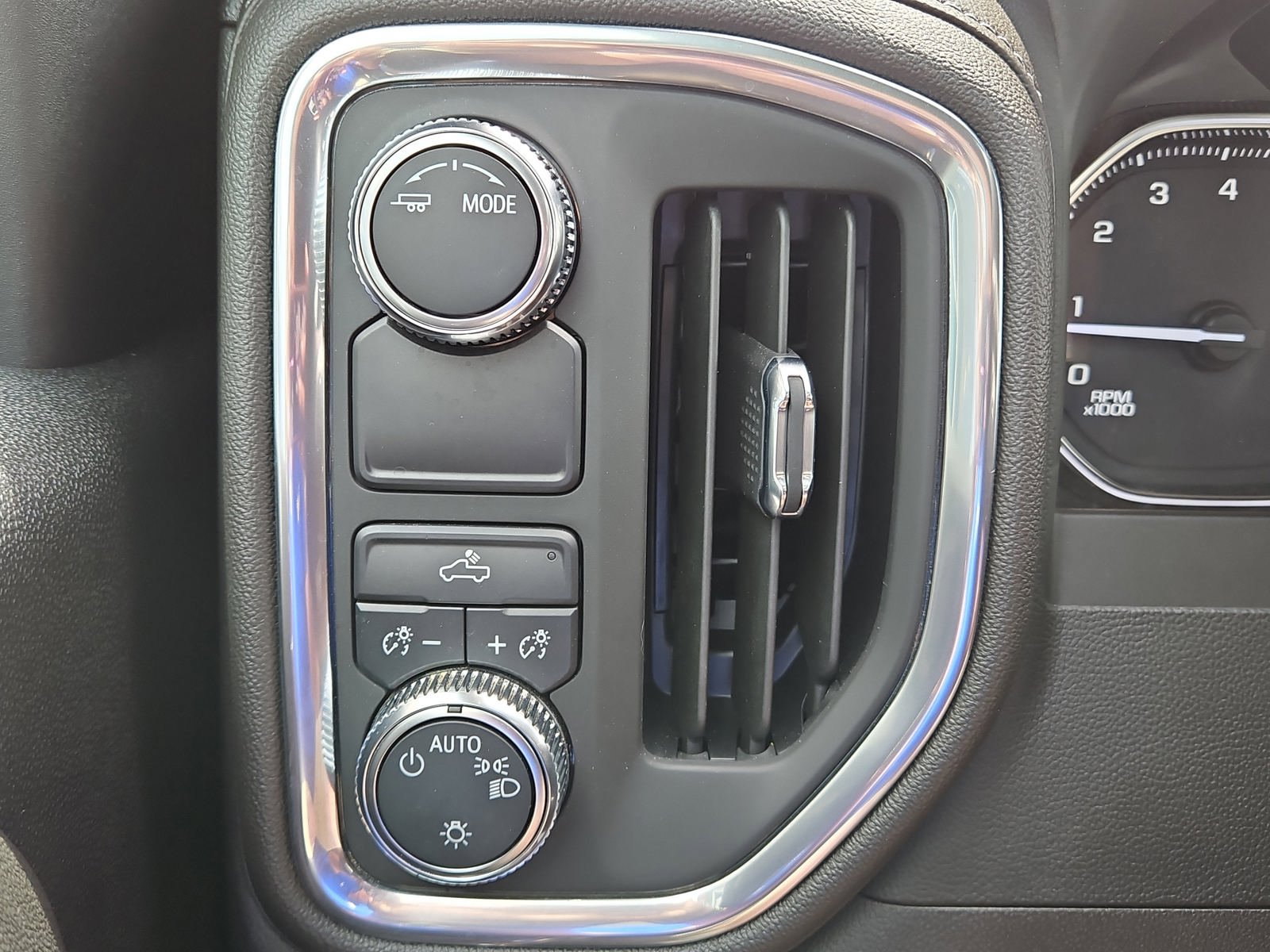 Used 2022 GMC Sierra 2500 SLE w/ Remote Start Package RWD image 14