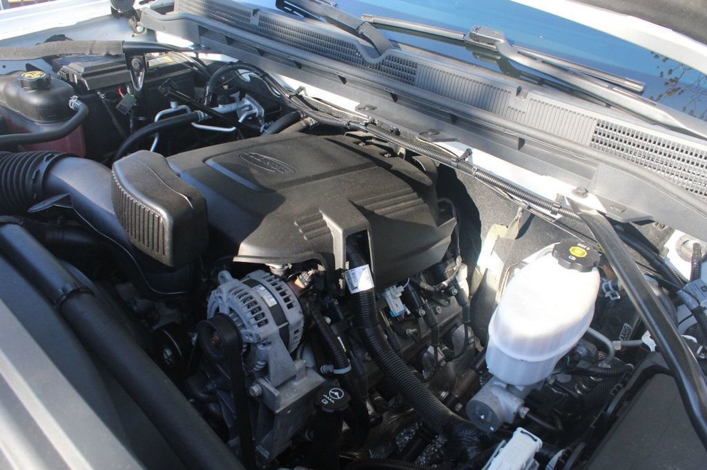 Used 2019 GMC Sierra 2500 2WD Double Cab w/ Sierra Convenience Package image 9