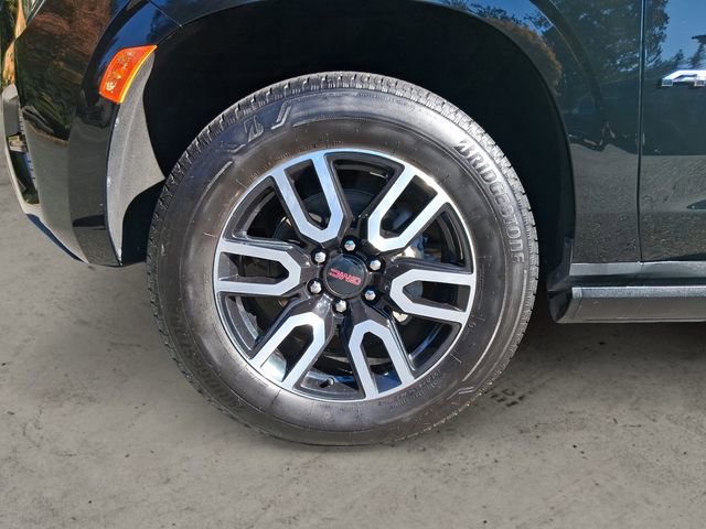 Certified 2023 GMC Yukon XL AT4 w/ AT4 Premium Package AWD/4WD image 14