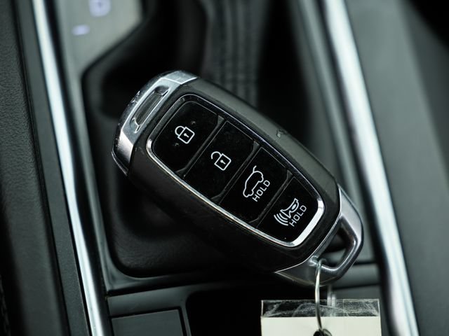 Used 2019 Hyundai Santa Fe Limited FWD image 41