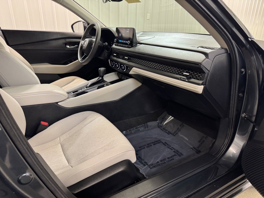 Used 2024 Honda Accord EX image 23