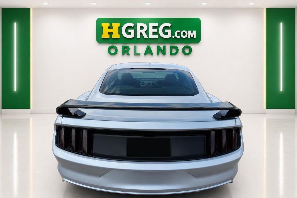 Used 2017 Ford Mustang Coupe RWD image 8