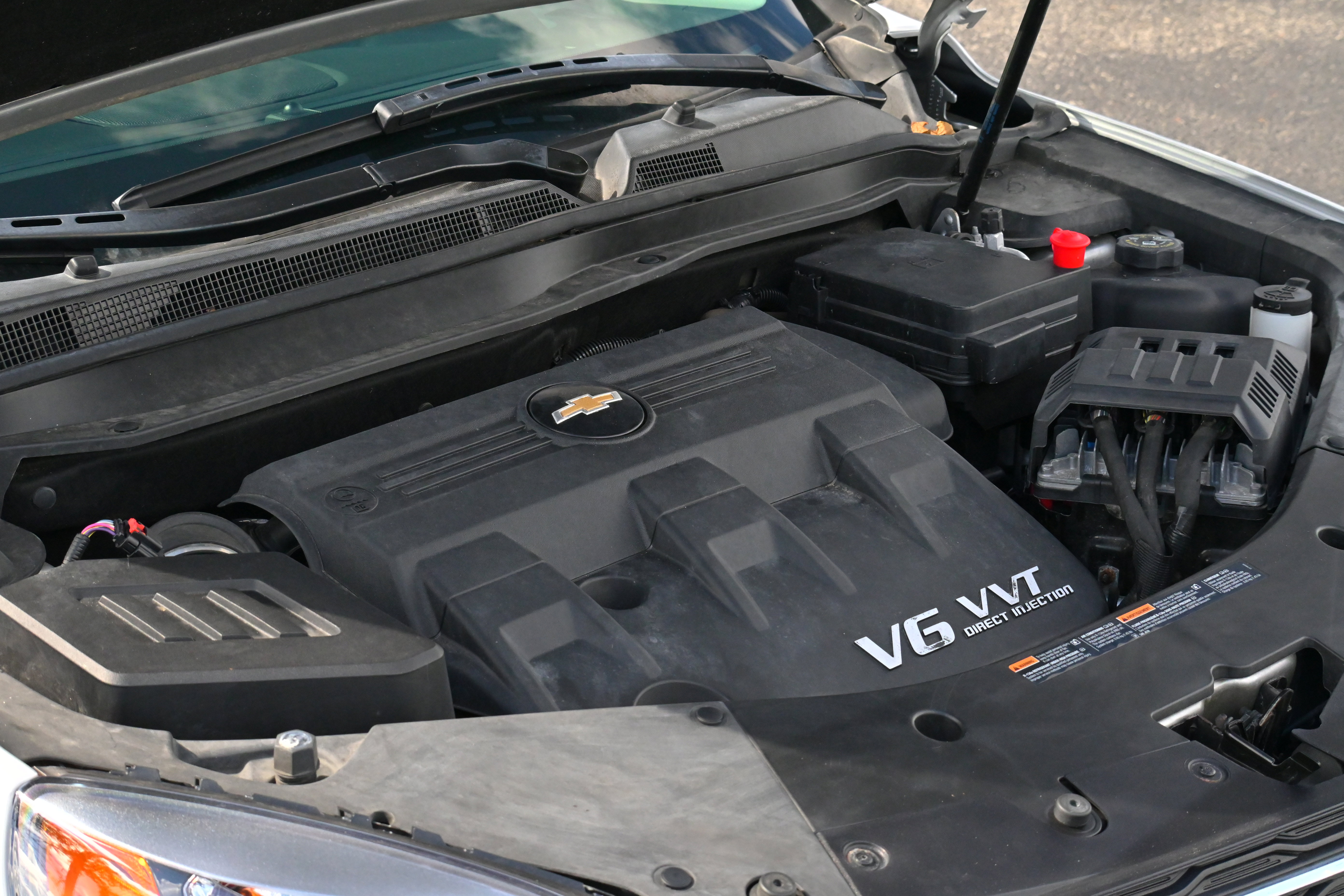 Used 2017 Chevrolet Equinox Premier w/ Enhanced Convenience Package image 8