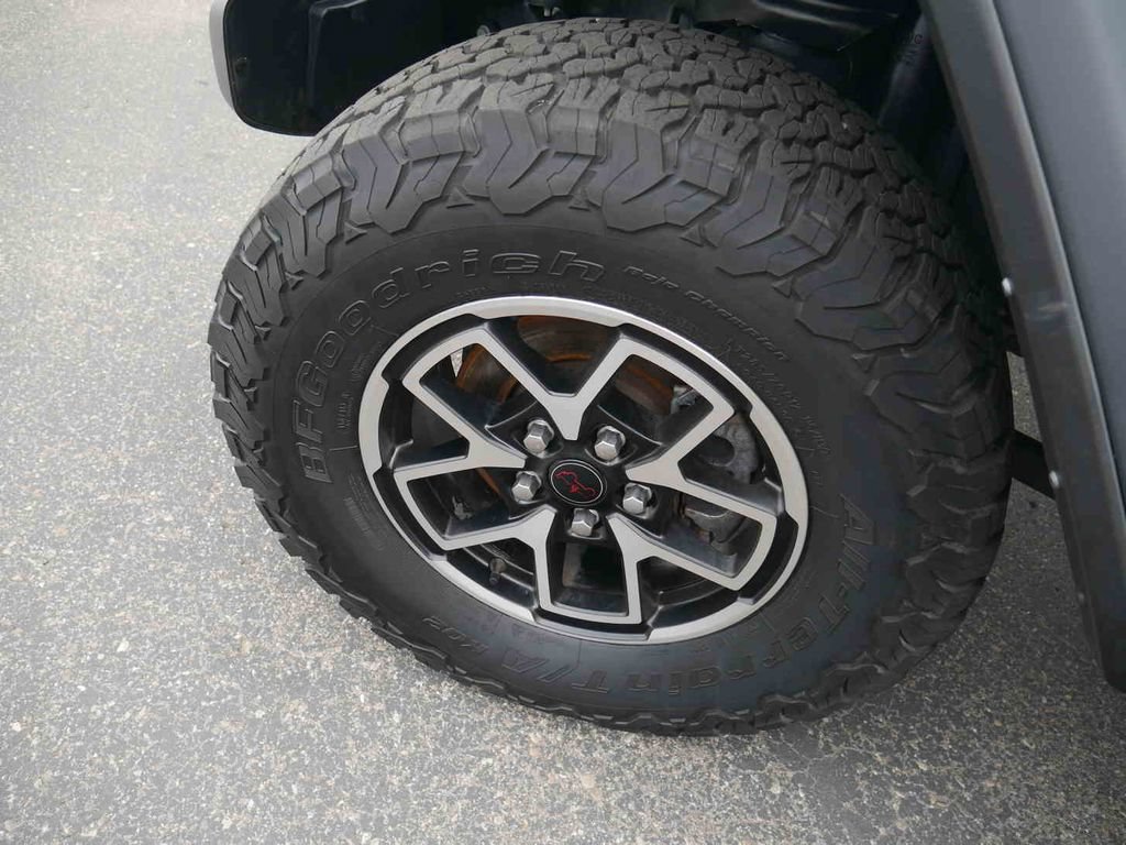 Used 2024 Jeep Wrangler Unlimited Rubicon AWD/4WD image 12