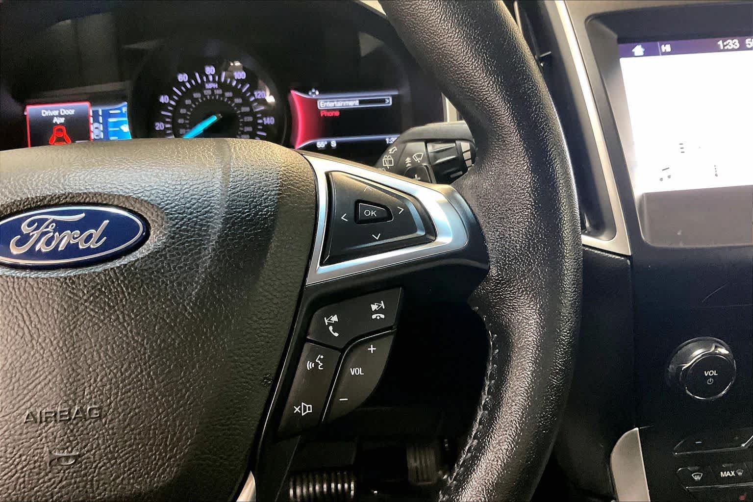 Used 2019 Ford Edge SEL w/ Equipment Group 201A AWD/4WD image 24