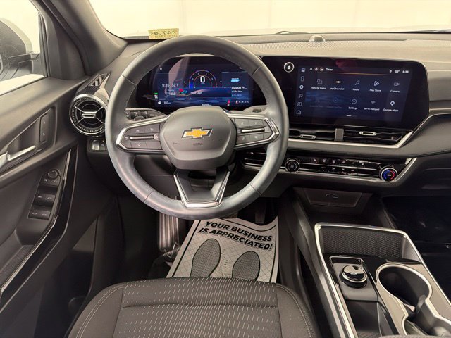 Used 2026 Chevrolet Equinox LT FWD image 30
