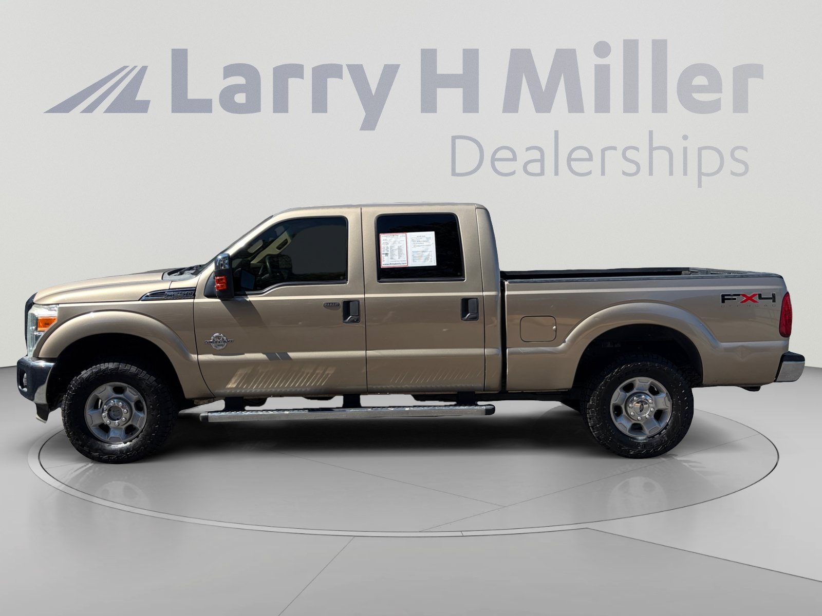 Used 2011 Ford F250 XLT w/ XLT Premium Pkg AWD/4WD image 2