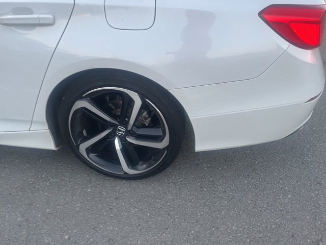 Used 2022 Honda Accord Sport image 12