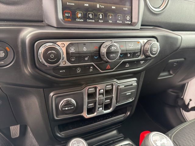 Used 2021 Jeep Wrangler Unlimited Sahara image 19