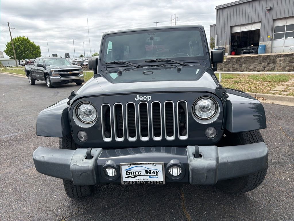 Used 2018 Jeep Wrangler Unlimited Sahara w/ Max Tow Package image 6