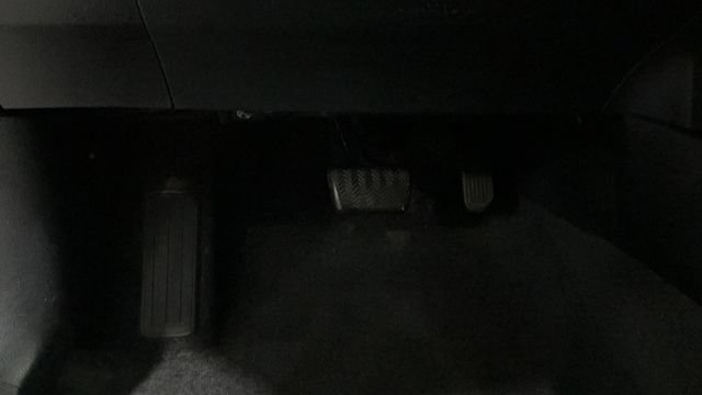 Used 2016 Toyota RAV4 LE AWD/4WD image 27