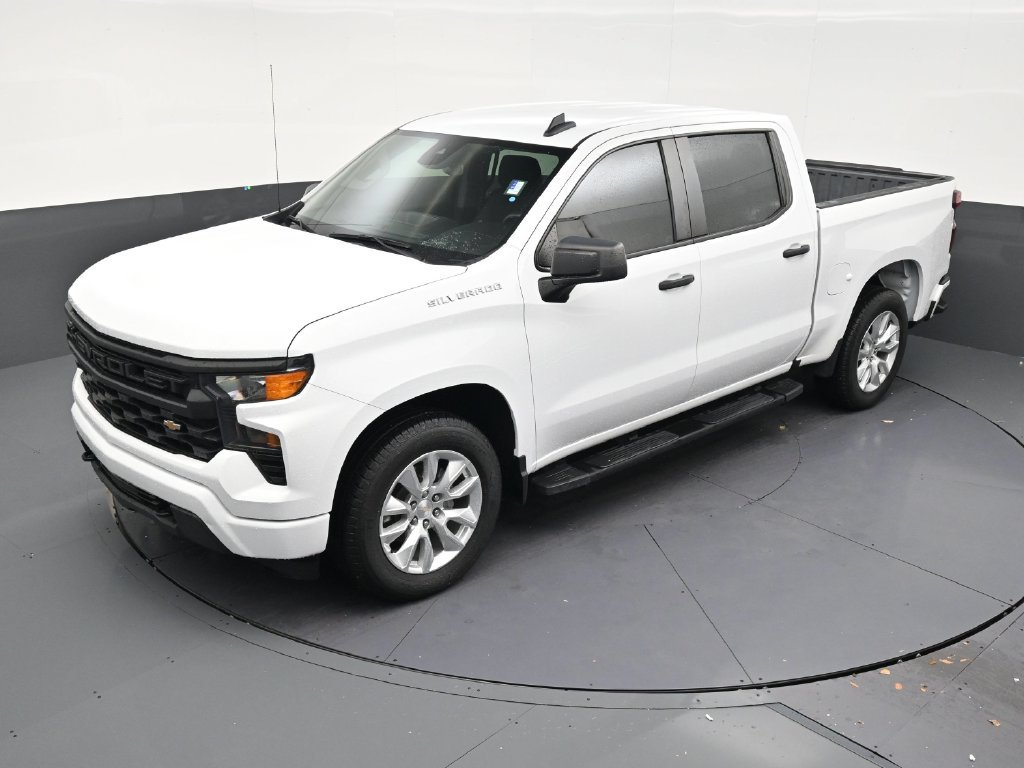 Used 2024 Chevrolet Silverado 1500 Custom RWD image 11