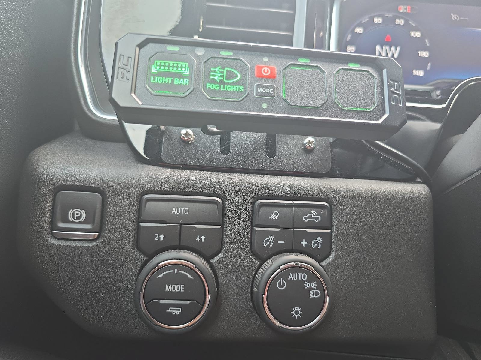 Used 2024 Chevrolet Silverado 1500 LT w/ All Star Edition Plus AWD/4WD image 25