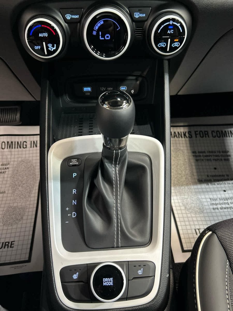 New 2026 Hyundai Venue SEL FWD image 7