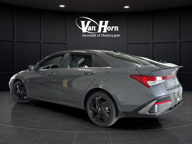 New 2026 Hyundai Elantra SEL Sport Premium FWD image 5