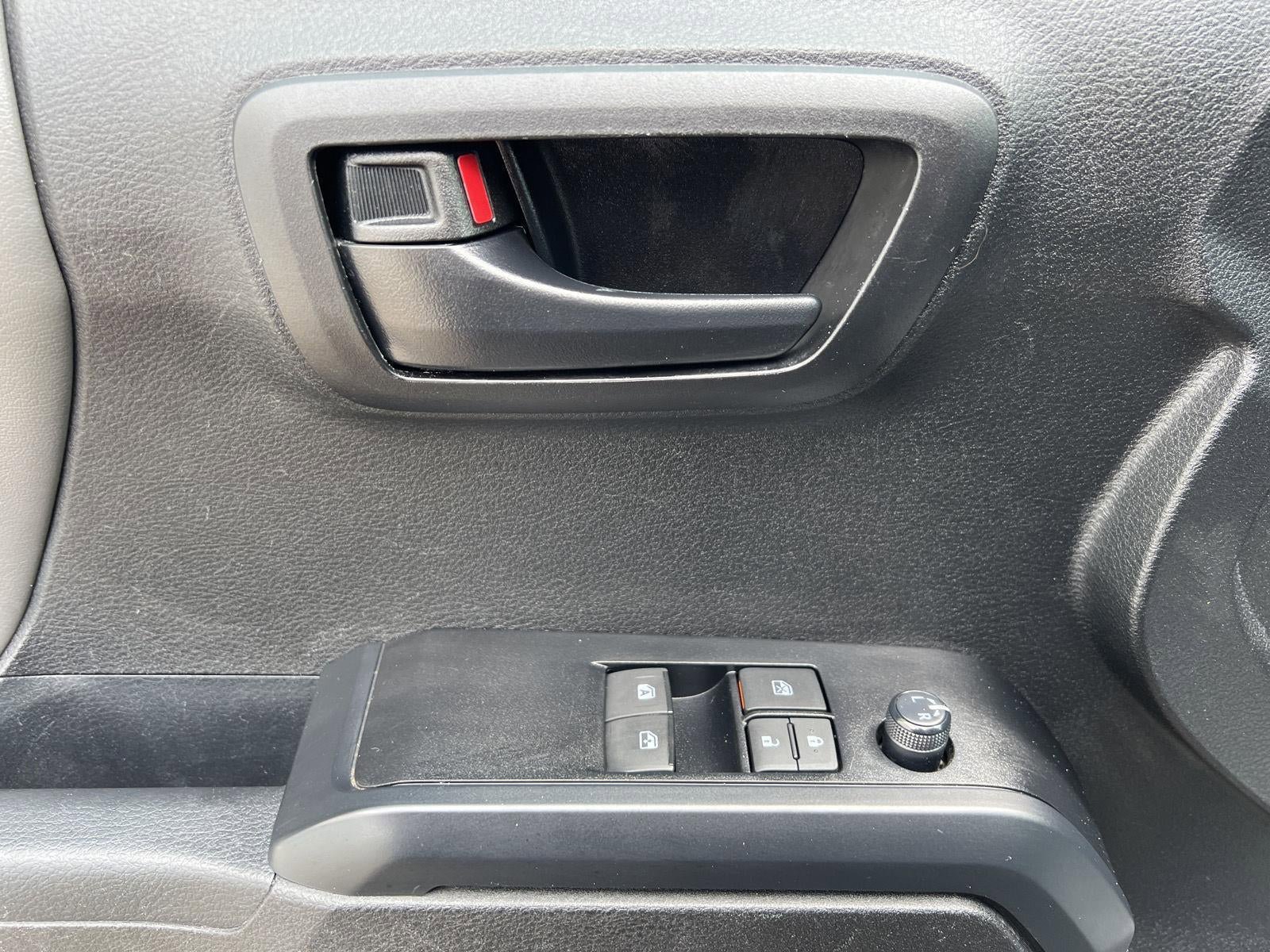 Used 2022 Toyota Tacoma SR w/ SR Convenience Package AWD/4WD image 17