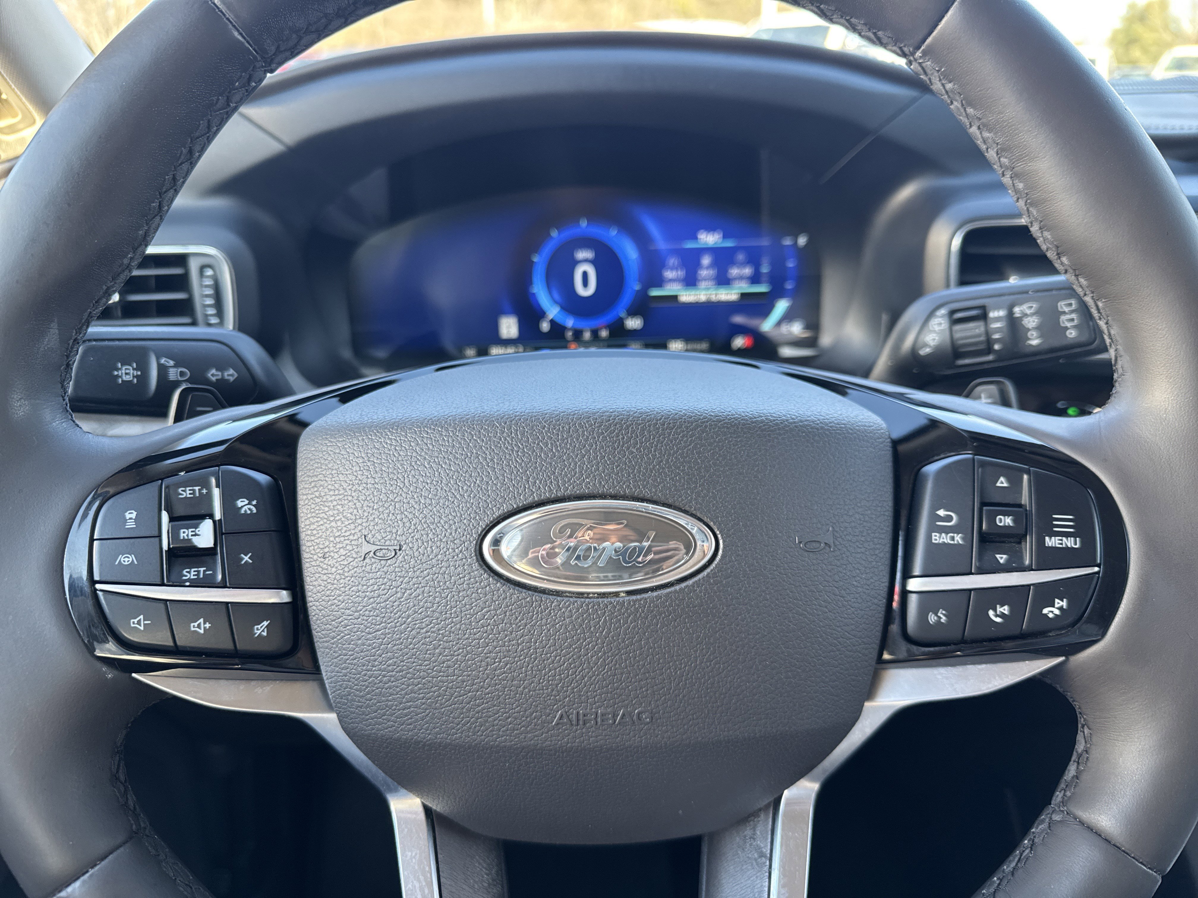 Used 2021 Ford Explorer Platinum w/ Equipment Group 601A image 15