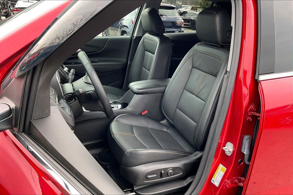 Used 2024 Chevrolet Equinox Premier w/ LPO, Floor Liner Package image 23