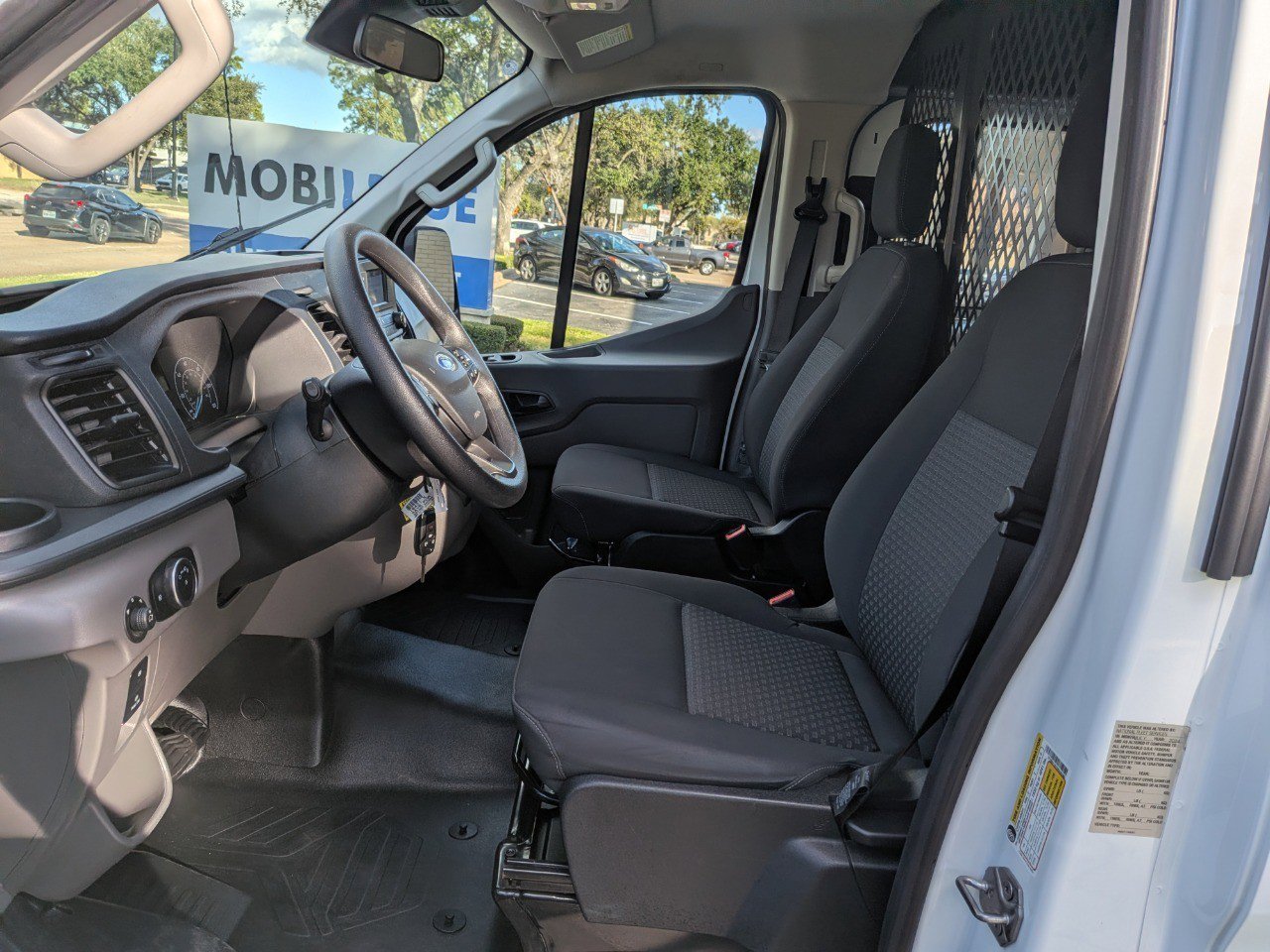 Used 2024 Ford Transit 250 Low Roof w/ Exterior Upgrade Package image 10