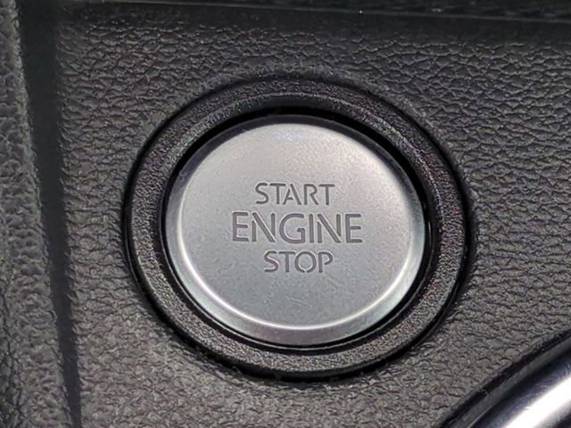 Used 2013 Volkswagen Beetle 2.5 FWD image 25