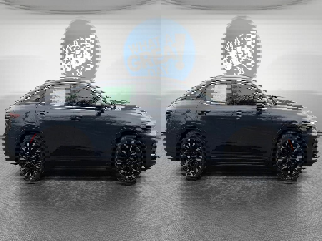 New 2026 Toyota Crown Platinum image 2