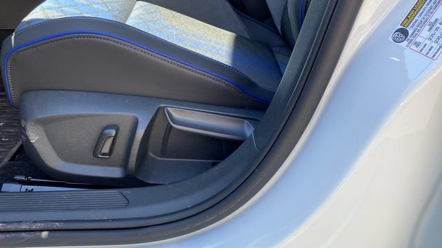 New 2026 Volkswagen Golf w/ Euro Style Package AWD/4WD image 19