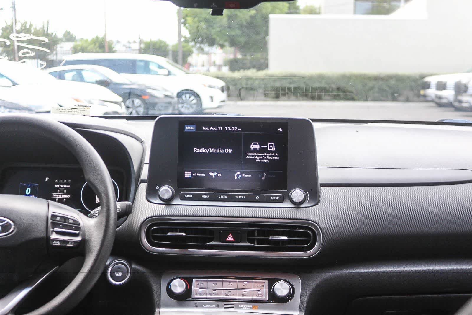Certified 2023 Hyundai Kona SE FWD image 17