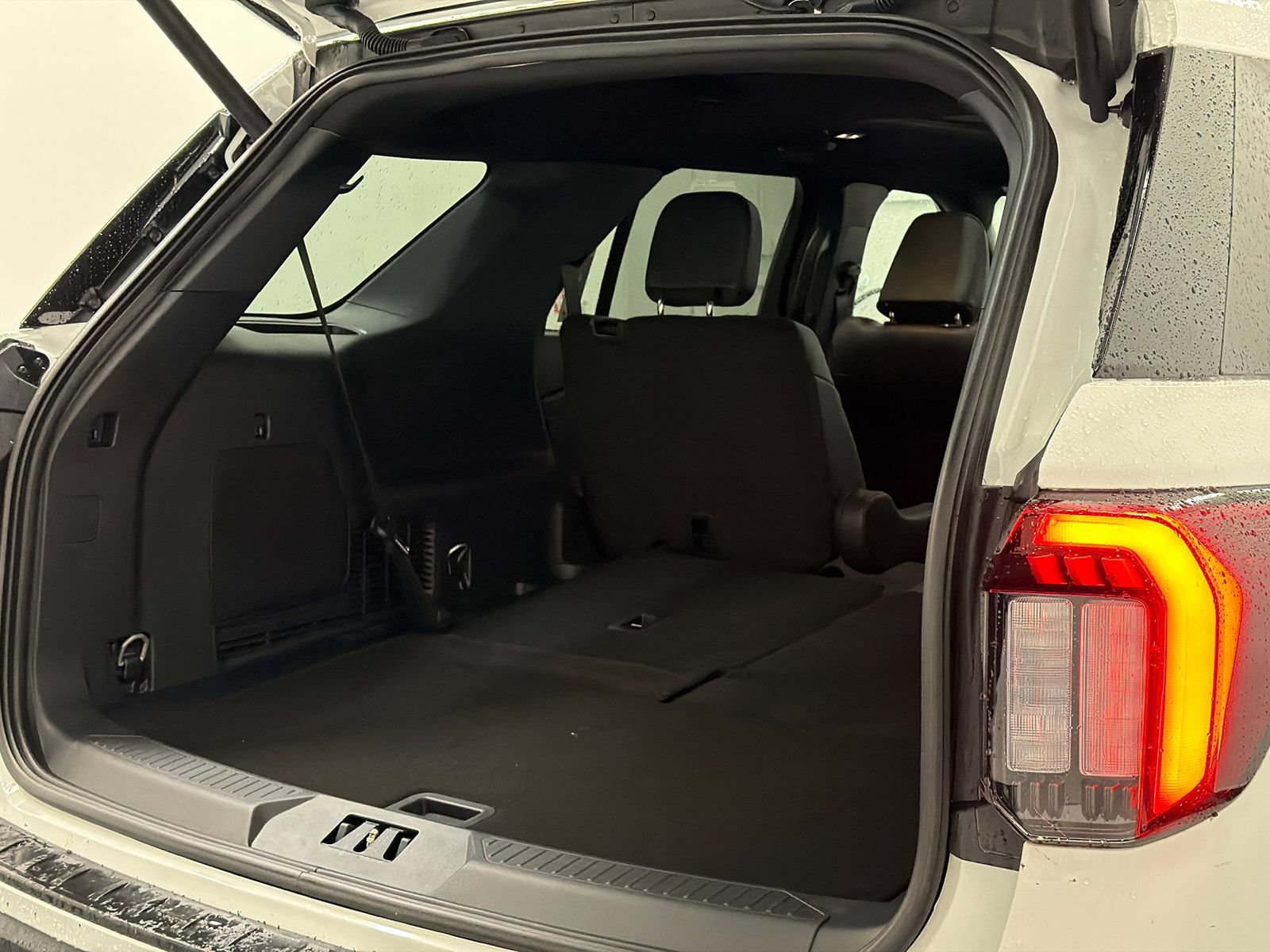 New 2026 Ford Explorer ST w/ Sun And Sound Package AWD/4WD image 8