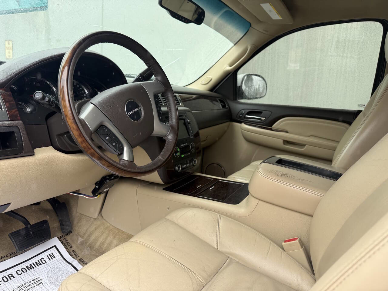 Used 2007 GMC Yukon Denali image 6