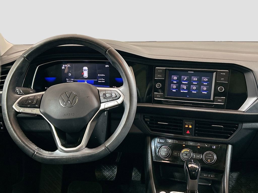 Used 2024 Volkswagen Jetta SE image 20