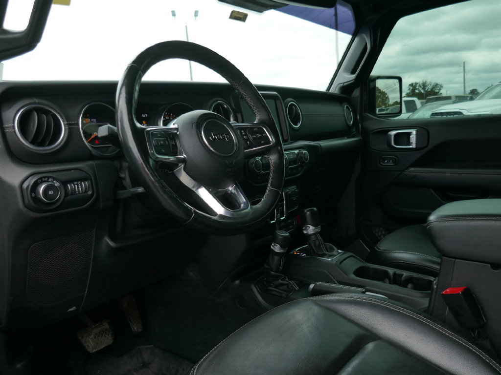 Used 2020 Jeep Wrangler Unlimited Sahara AWD/4WD image 22