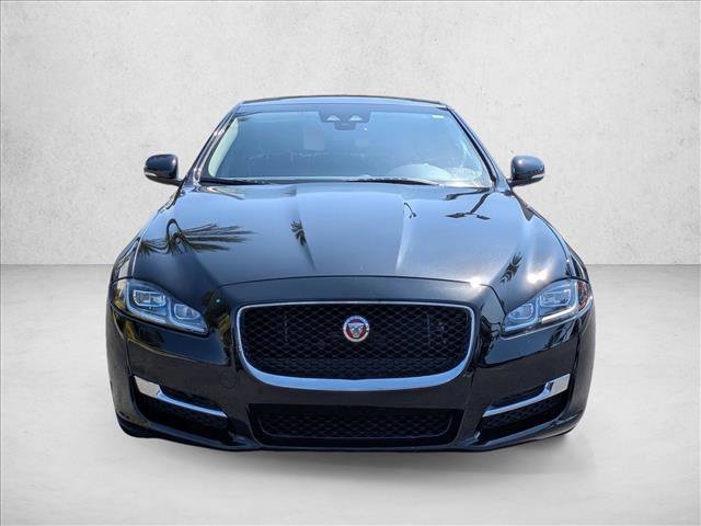 Used 2019 Jaguar XJ R-Sport video 2