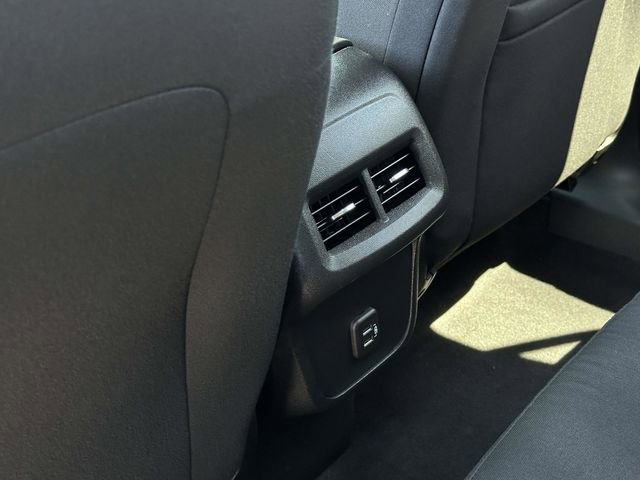 Used 2023 Chevrolet Equinox LS w/ LS Convenience Package image 19