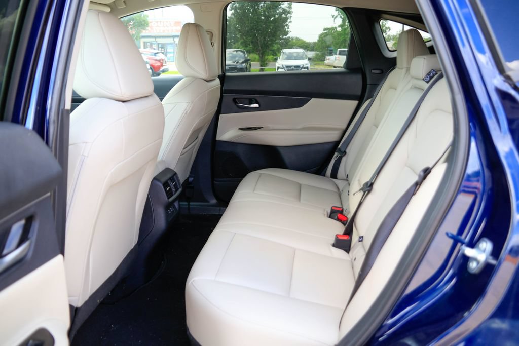 Certified 2025 Nissan Murano SV AWD/4WD image 9