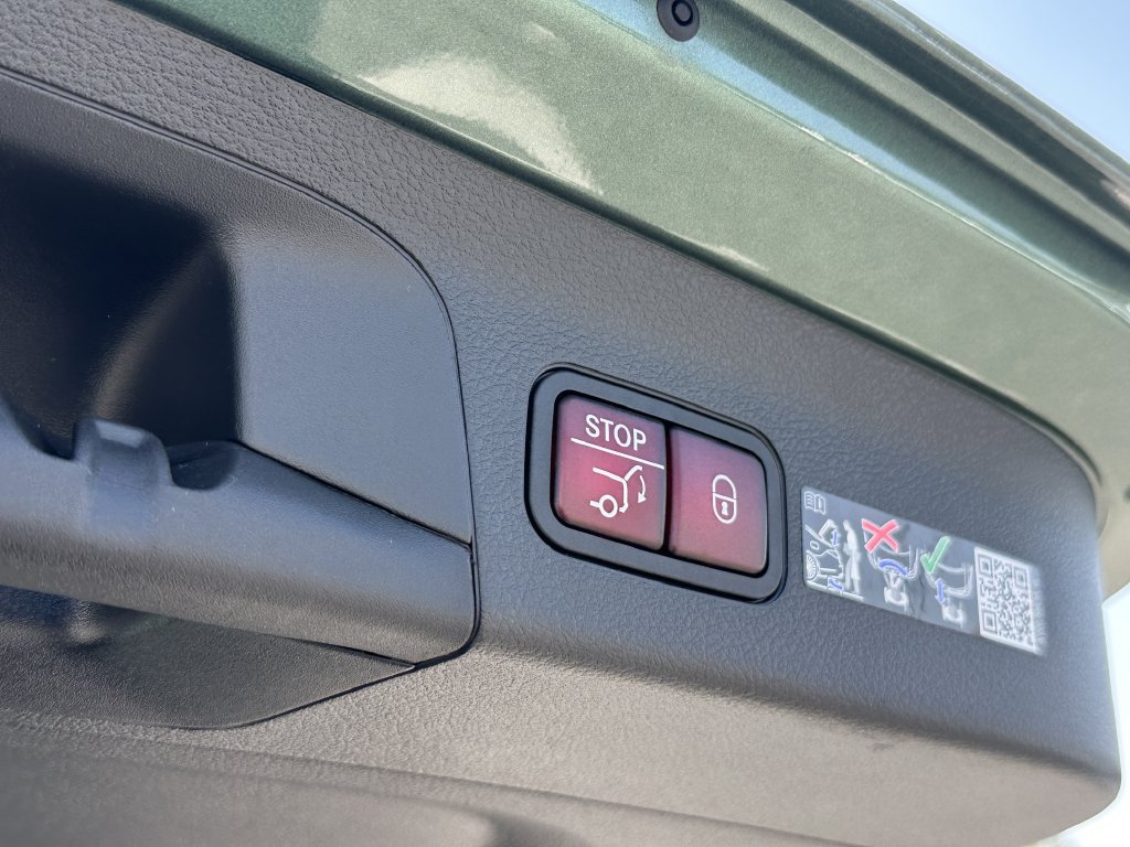 New 2026 Mercedes-Benz GLS 450 4MATIC image 22