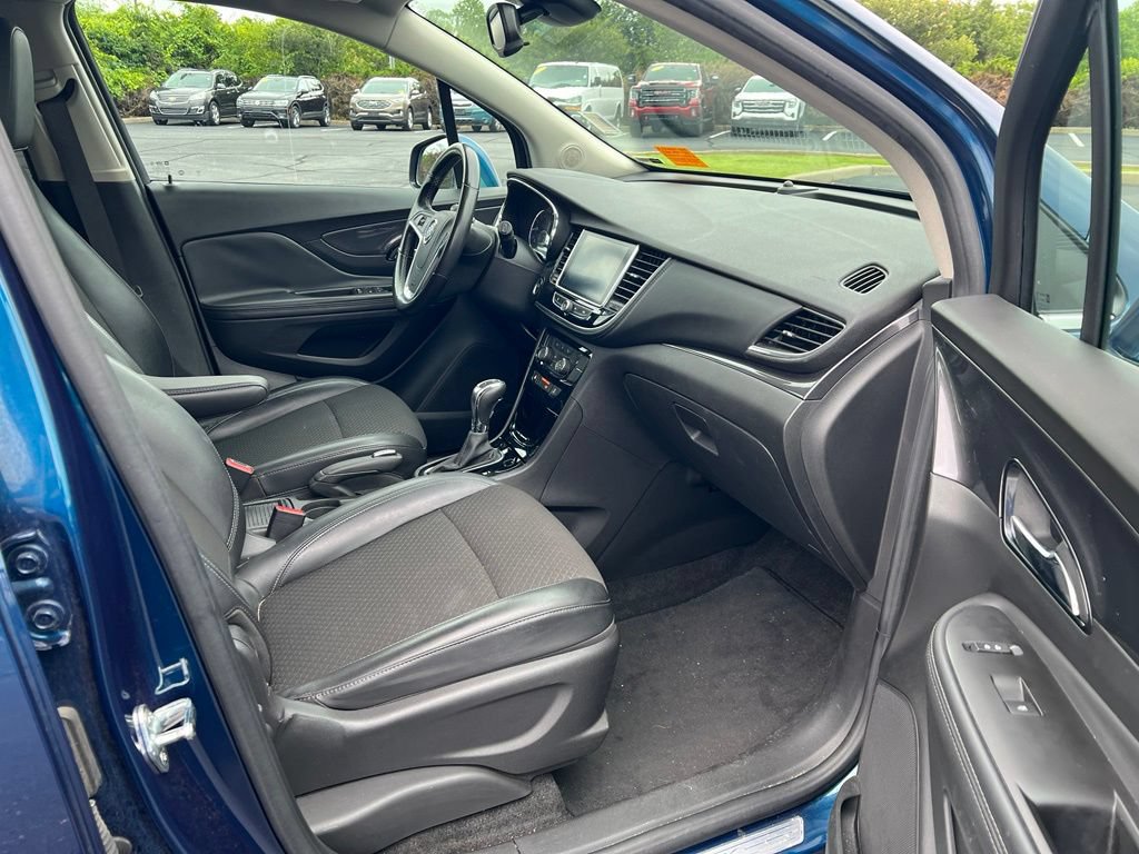 Used 2019 Buick Encore Sport Touring w/ Safety Package FWD image 10