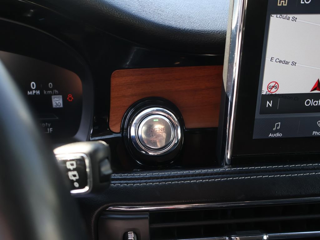 Used 2022 Lincoln Corsair Reserve w/ Equipment Group 201A image 29