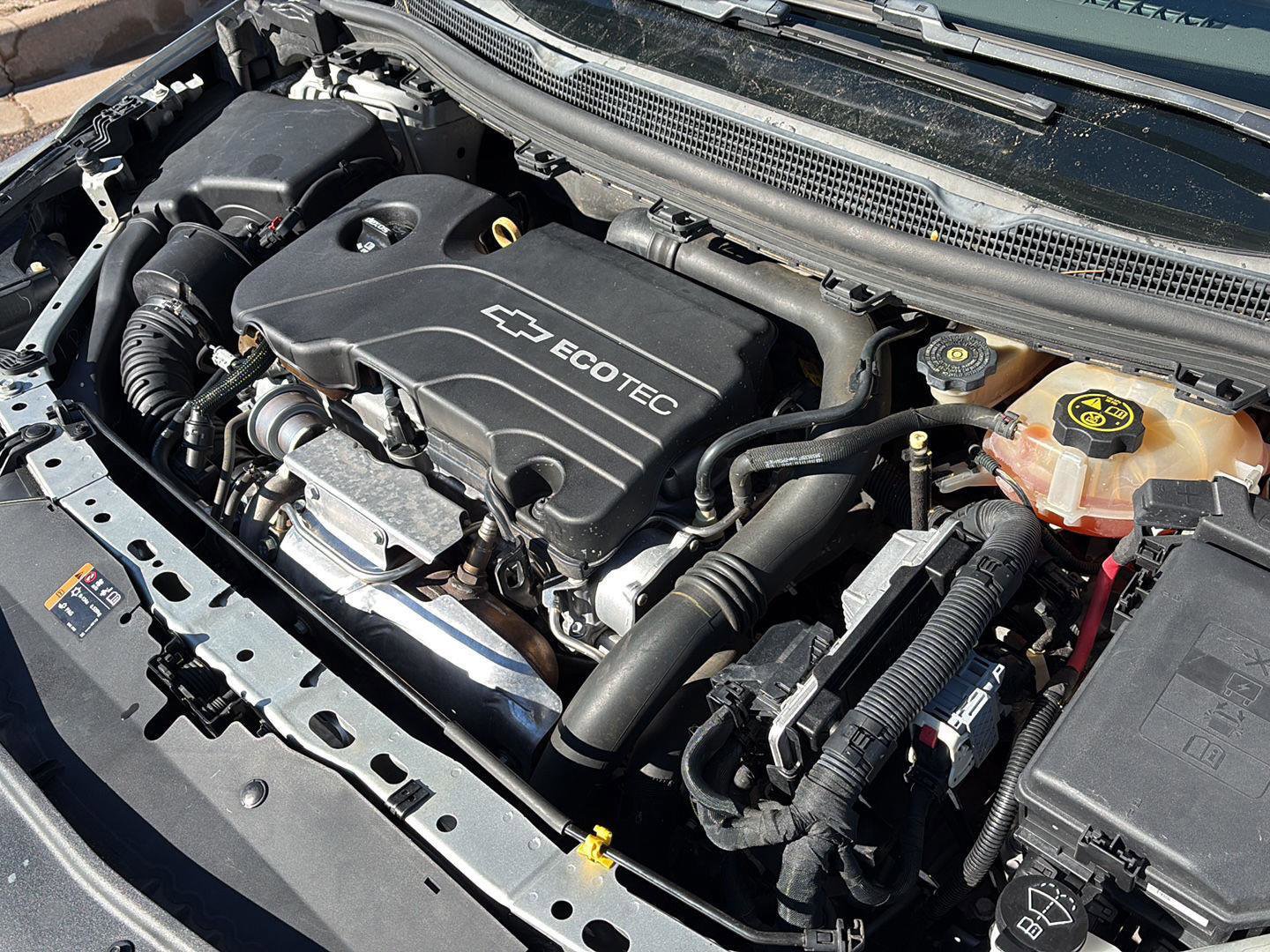 Used 2016 Chevrolet Cruze LT w/ Sun And Sound Package image 9