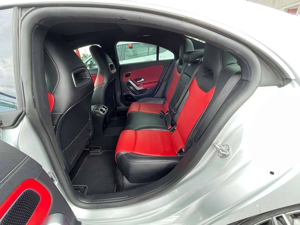 Used 2021 Mercedes-Benz CLA 250 4MATIC image 5