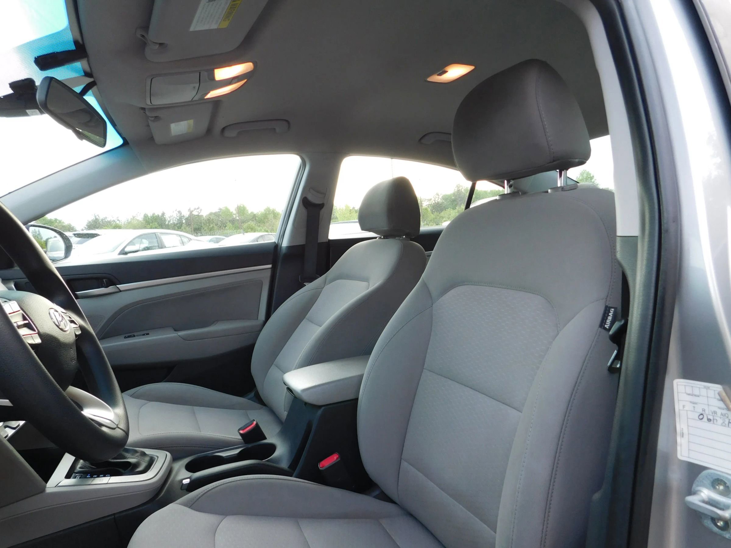 Used 2020 Hyundai Elantra SEL FWD image 12